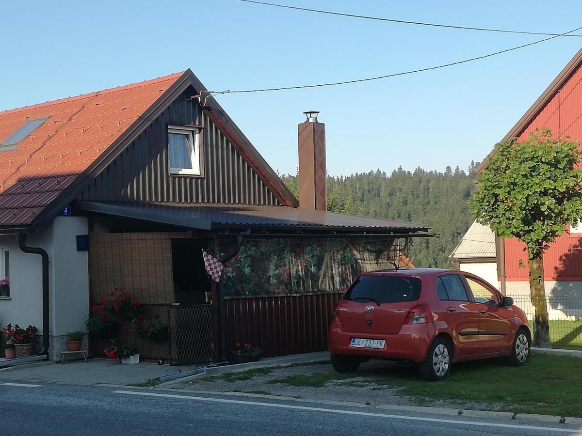 Kuca Za Odmor "Jasna" Appartement Crni Lug Buitenkant foto